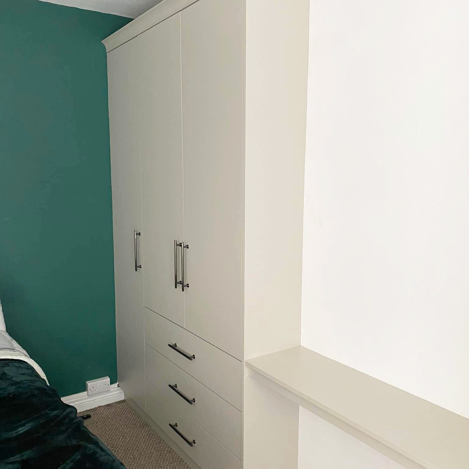 490060297_1186711456799696_2809323571425858865_n wardrobe Custom Wardrobe design Ballymena